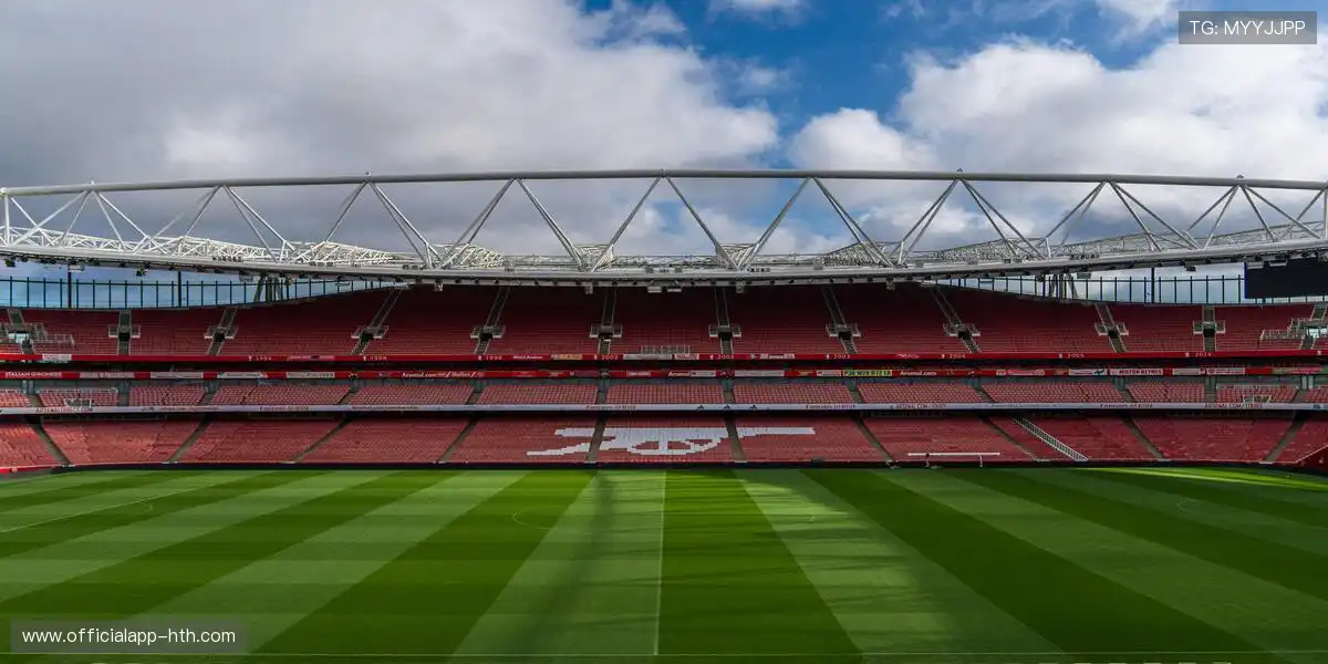 奖杯里盛满月光，勋章上刻着朝阳。🌠 🌀